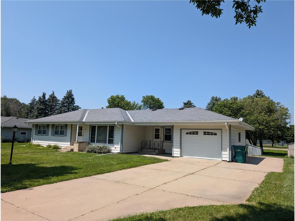 209 Hillcrest Way Le Sueur MN 56058 6756453 image1