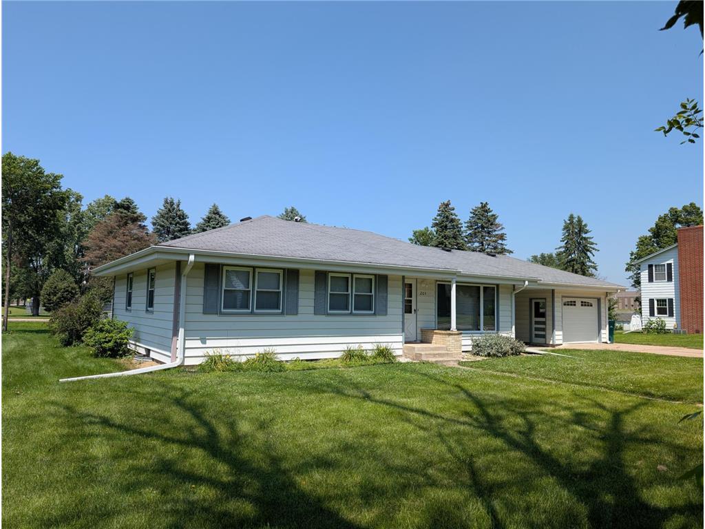 209 Hillcrest Way Le Sueur MN 56058 6756453 image2