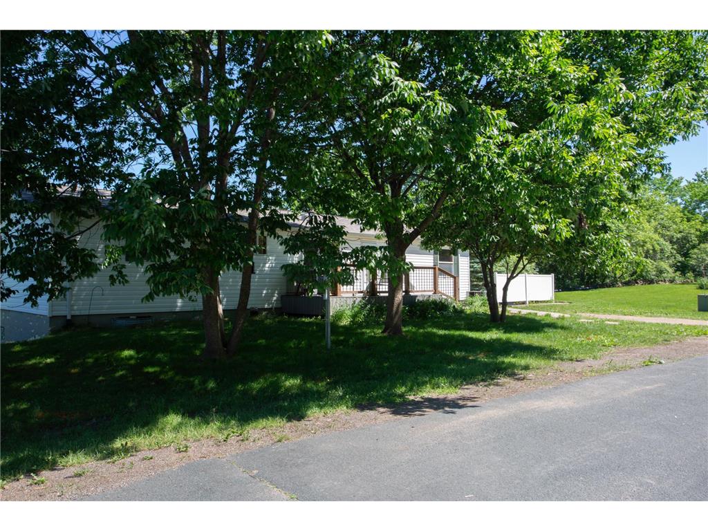 209 Limberg Court Glenwood City WI 54013 6548907 image1