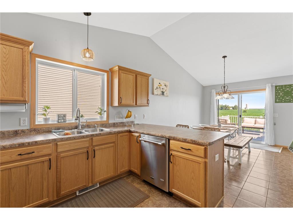 209 Luella Place NE Stewartville MN 55976 7109974 image15