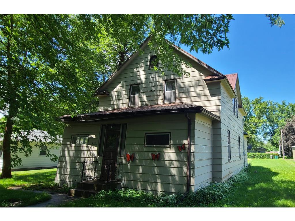 209 N Bruce Street Ivanhoe MN 56142 6554727 image1