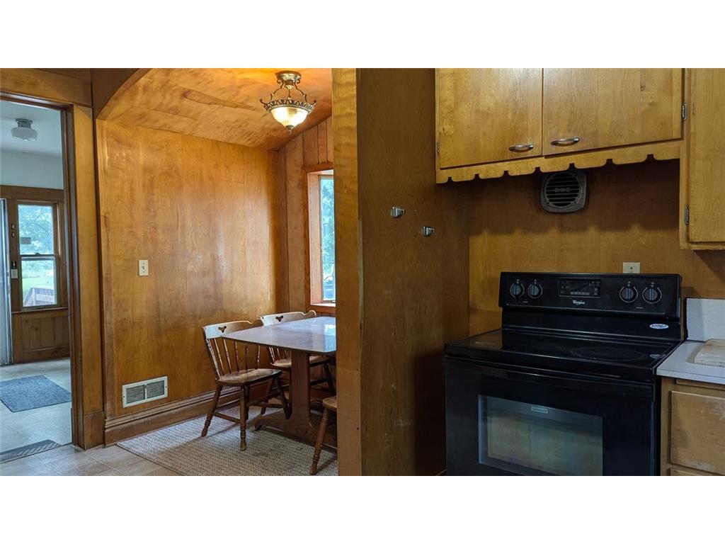 209 Oak Avenue SW Montgomery MN 56069 6788671 image21