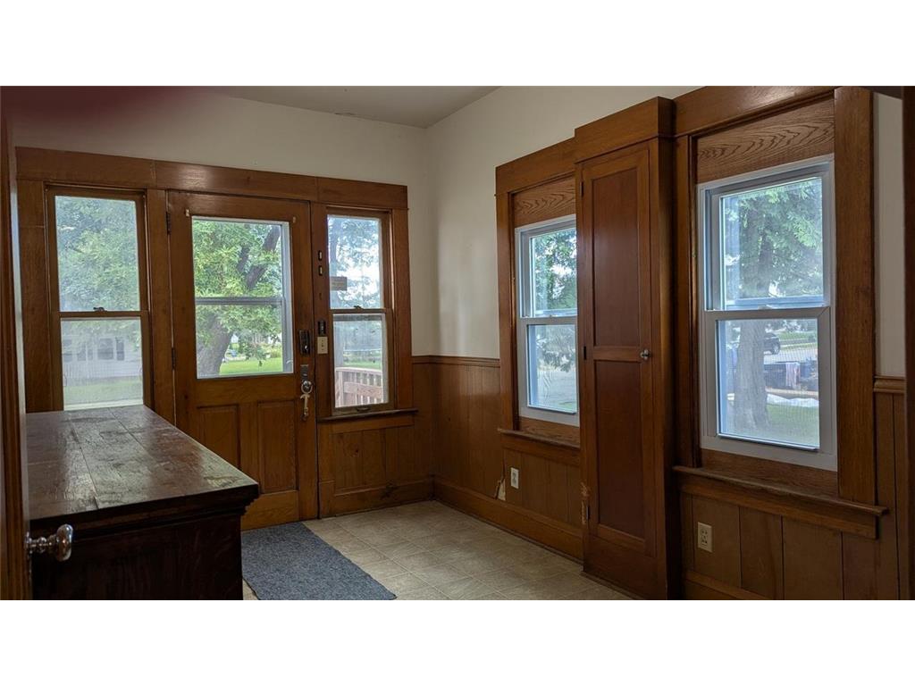 209 Oak Avenue SW Montgomery MN 56069 6788671 image24