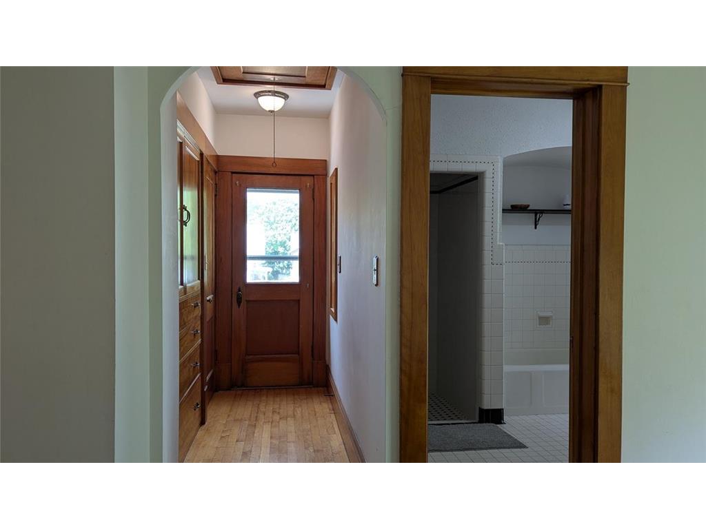 209 Oak Avenue SW Montgomery MN 56069 6788671 image38