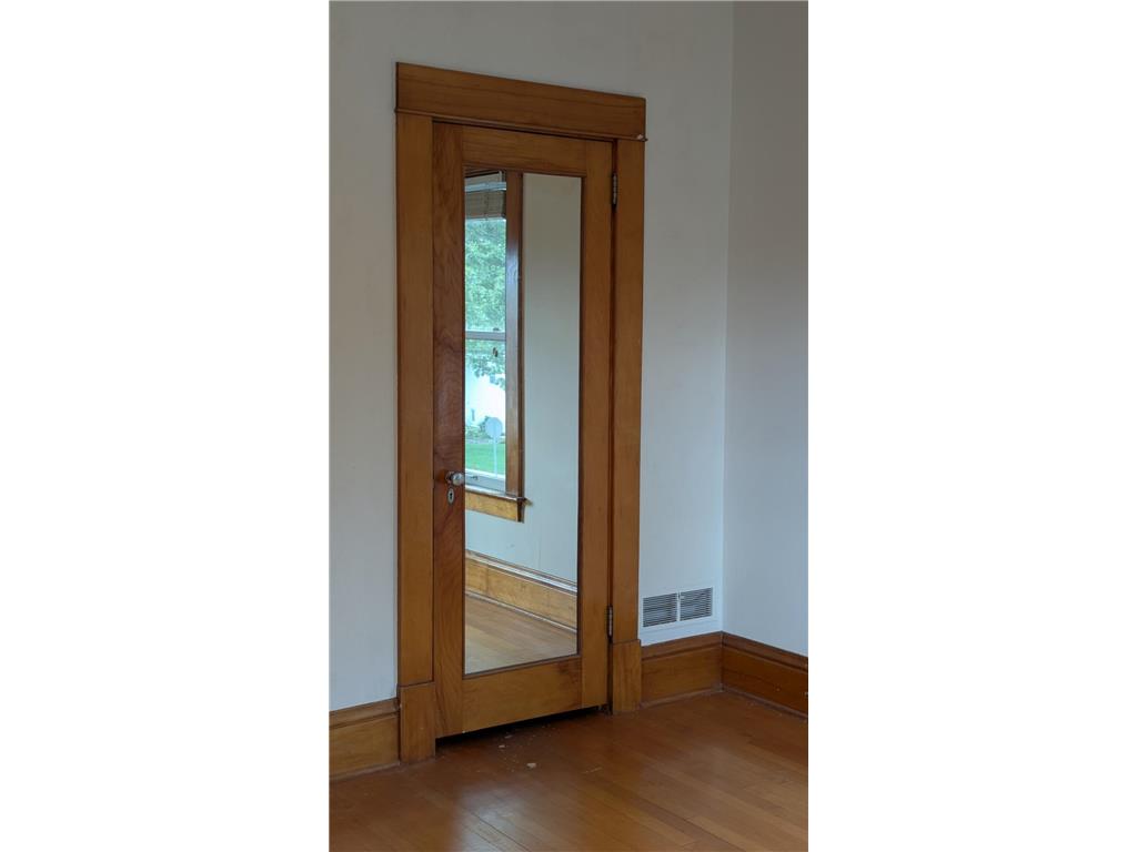 209 Oak Avenue SW Montgomery MN 56069 6788671 image48