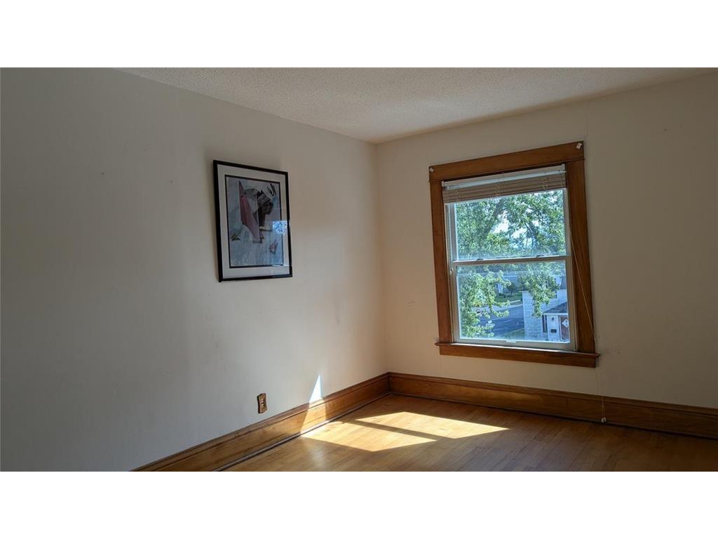 209 Oak Avenue SW Montgomery MN 56069 6788671 image54