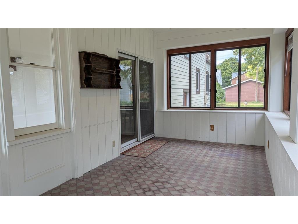 209 Oak Avenue SW Montgomery MN 56069 6788671 image66