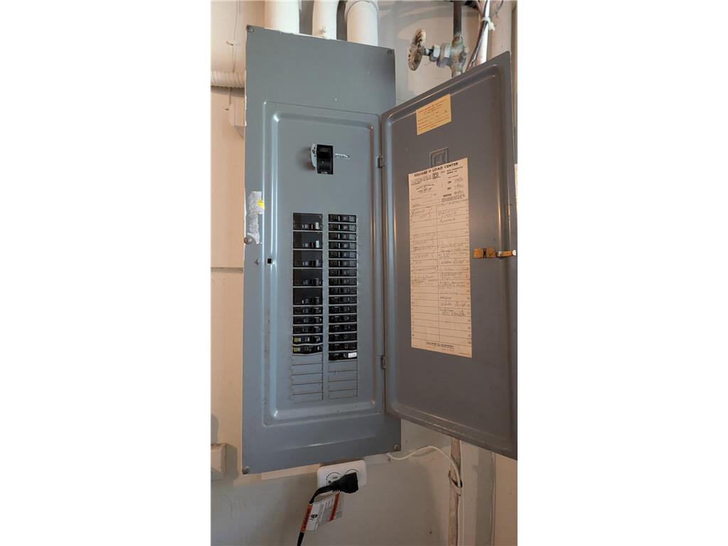 209 Oak Avenue SW Montgomery MN 56069 6788671 image68