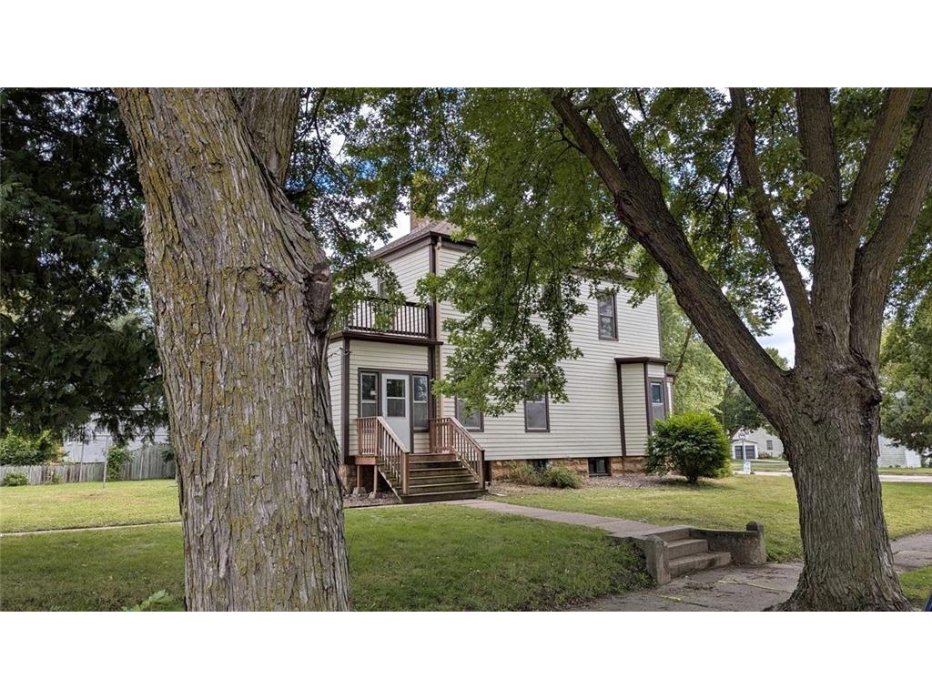 209 Oak Avenue SW Montgomery MN 56069 6788671 image81