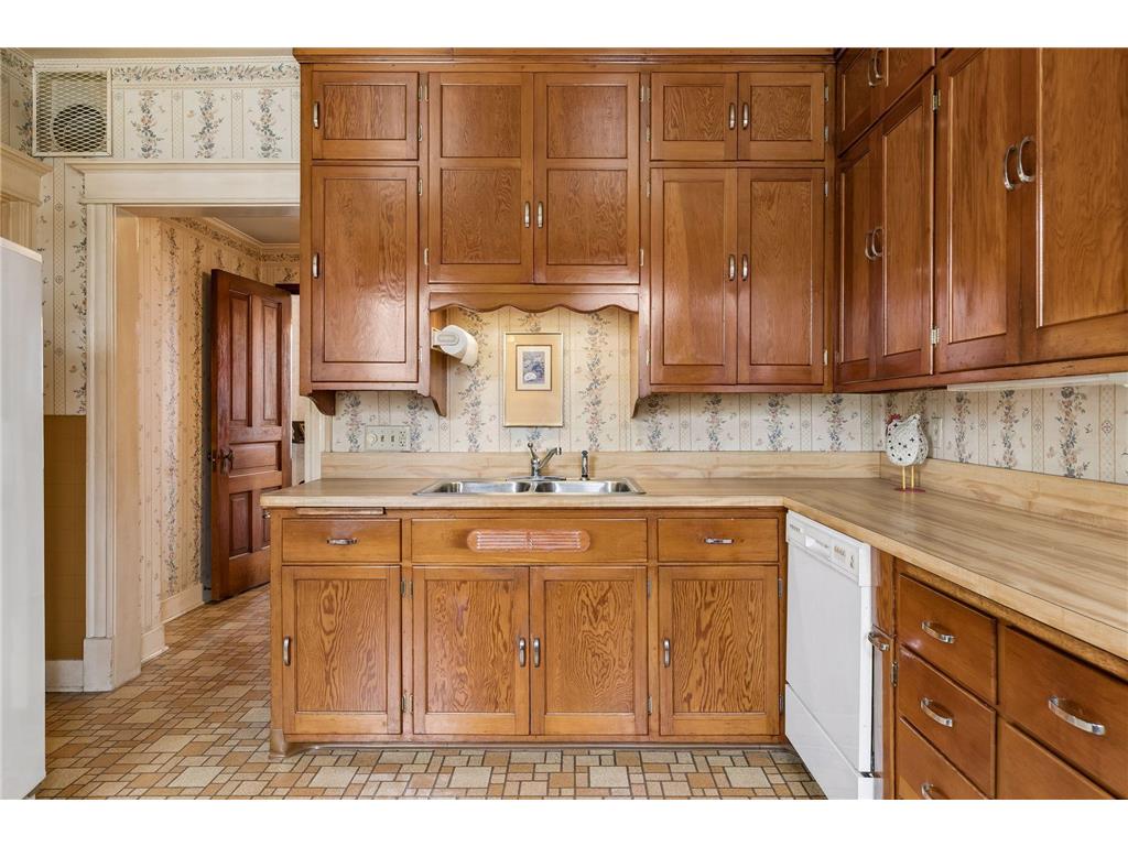 209 Orange Street Hudson WI 54016 7046366 image24