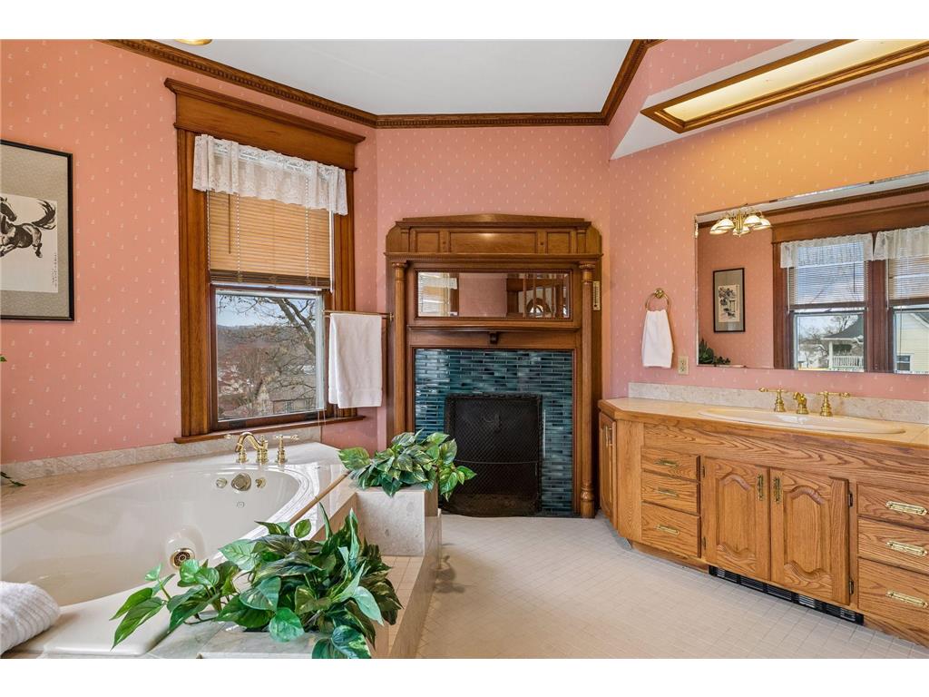 209 Orange Street Hudson WI 54016 7046366 image36