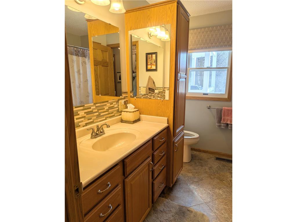 209 S 10th Street Montevideo MN 56265 7045289 image22