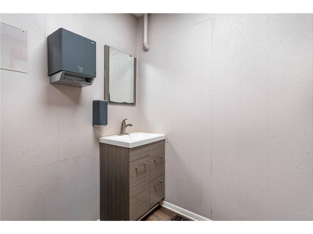 209 W Broadway Elizabeth MN 56533 6825690 image38