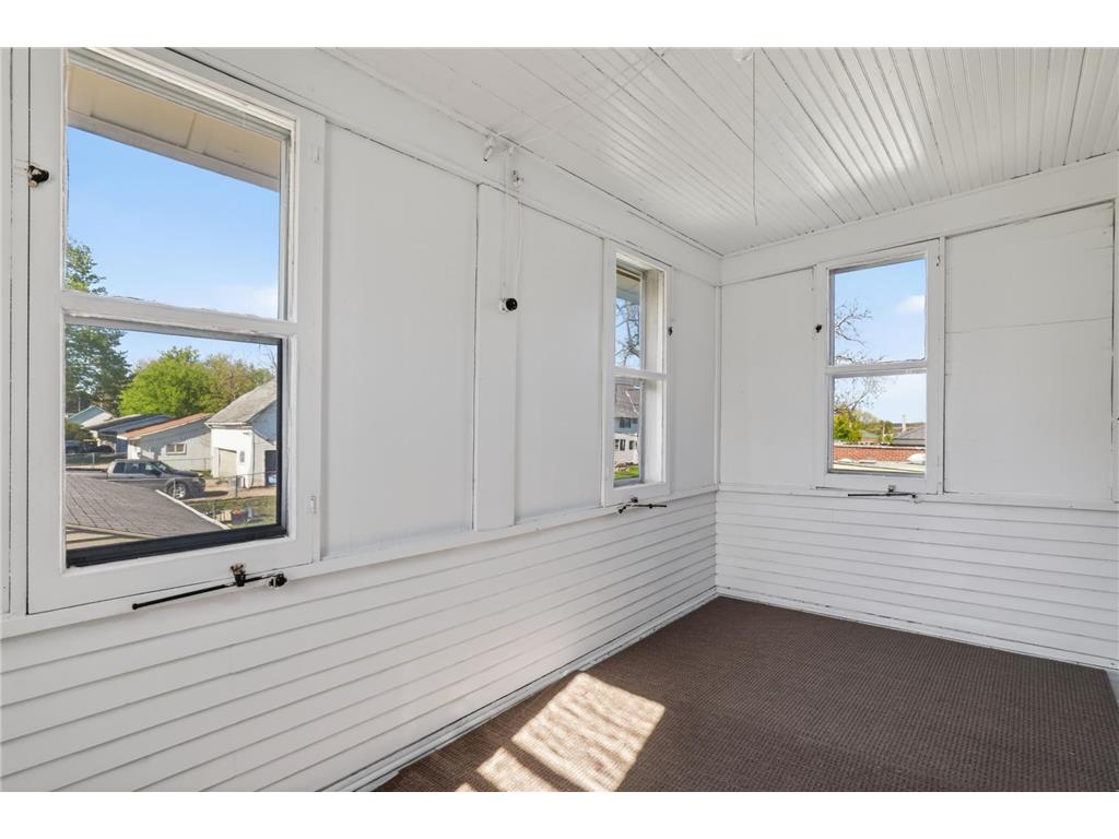 209 W Jefferson Street Spring Valley MN 55975 7069501 image10