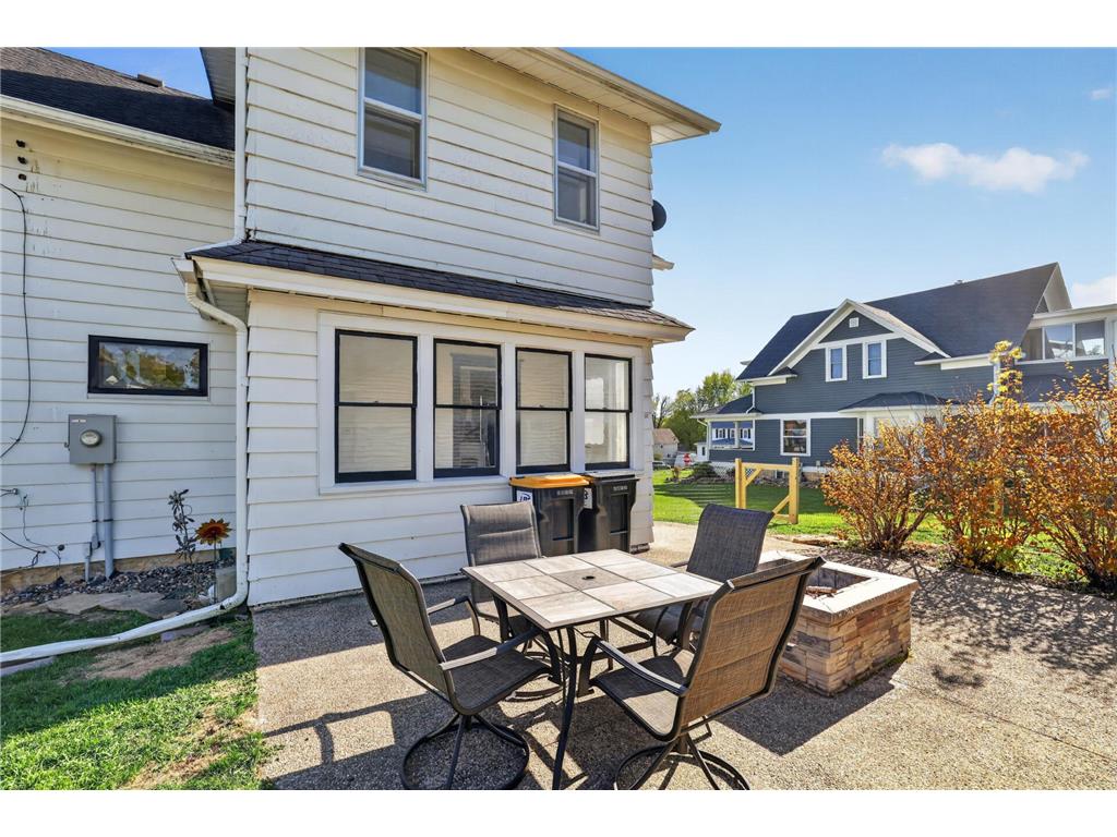 209 W Jefferson Street Spring Valley MN 55975 7069501 image14