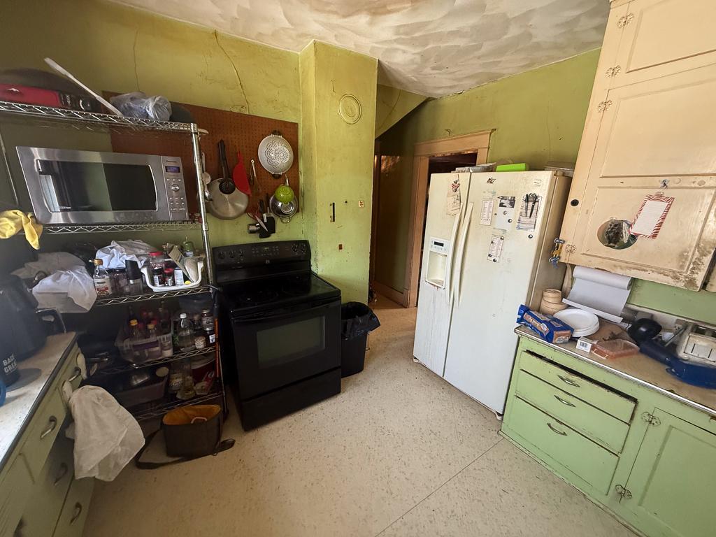 209 Walnut Street Marshall MN 56258 7013471 image9