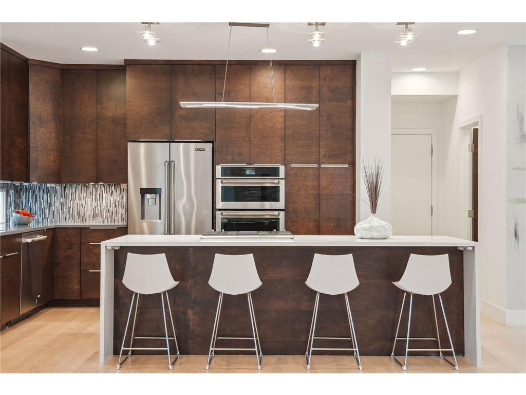 209 Westwood Drive N Golden Valley MN 55422 6682760 image10