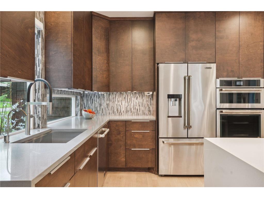 209 Westwood Drive N Golden Valley MN 55422 6682760 image12