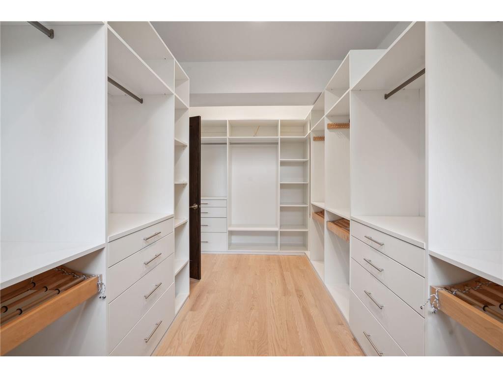 209 Westwood Drive N Golden Valley MN 55422 6798604 image20