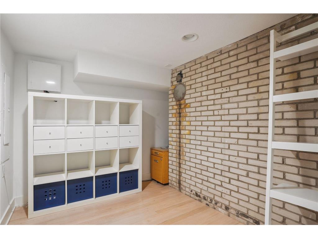 209 Westwood Drive N Golden Valley MN 55422 6798604 image30