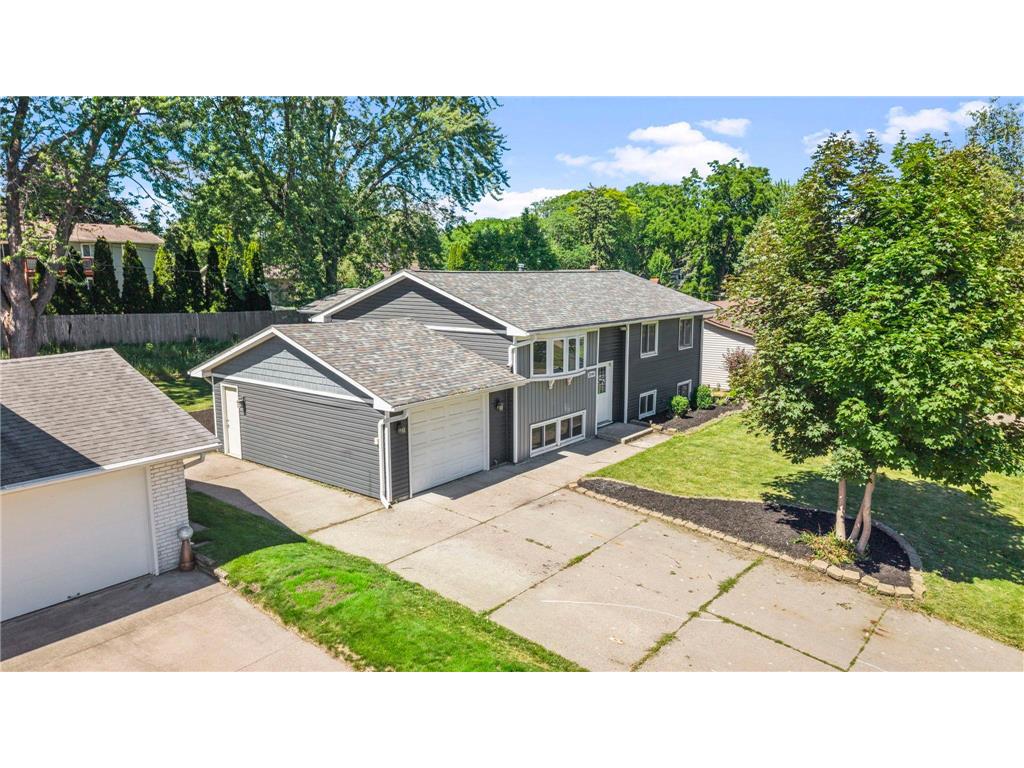 2090 Carnelian Lane Eagan MN 55122 7093101 image1