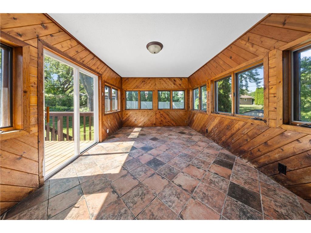 2090 Carnelian Lane Eagan MN 55122 7093101 image14