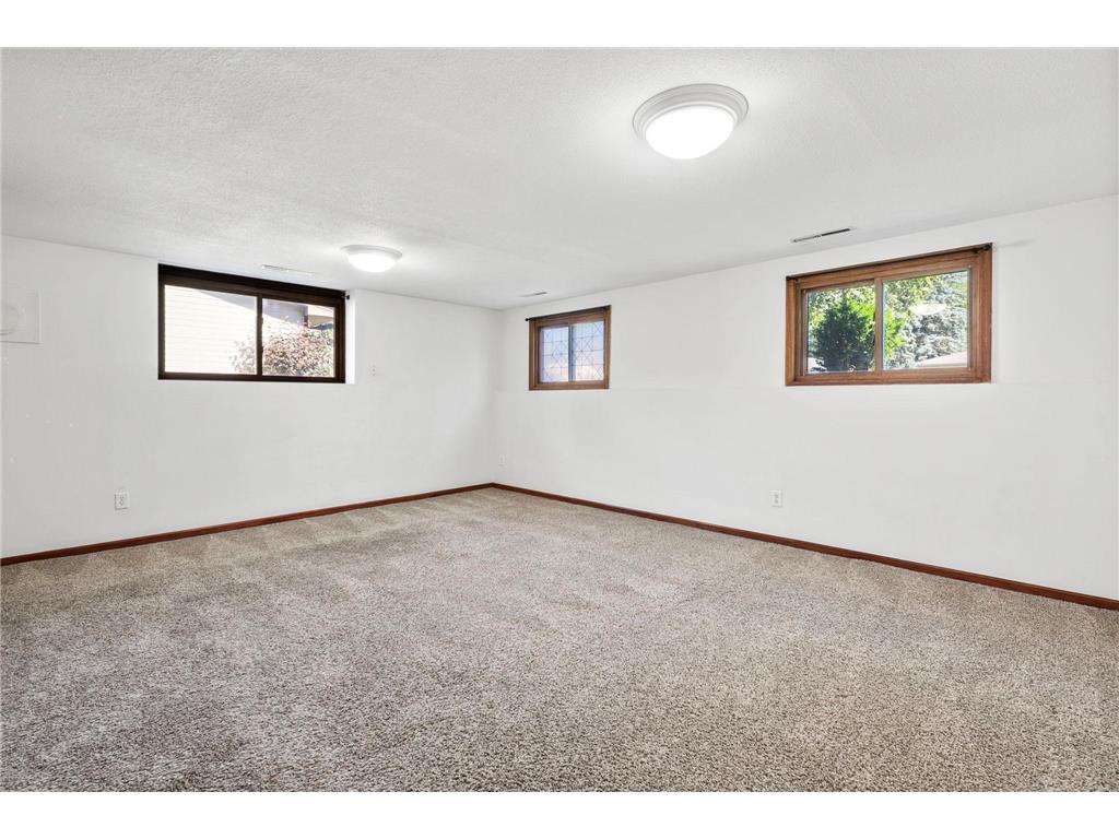 2090 Carnelian Lane Eagan MN 55122 7093101 image24