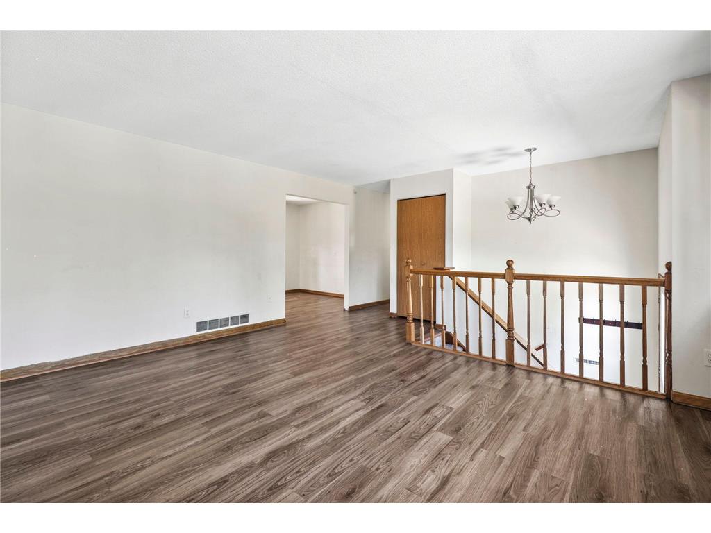 2090 Carnelian Lane Eagan MN 55122 7093101 image4
