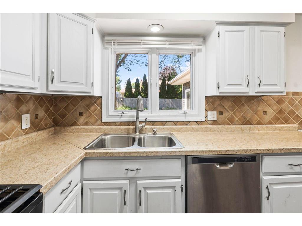 2090 Carnelian Lane Eagan MN 55122 7093101 image9