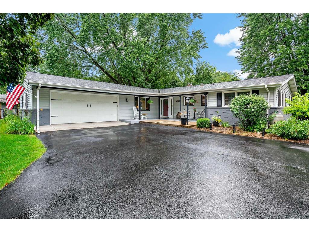 2091 Kenwood Drive E Maplewood MN 55117 6760435 image1