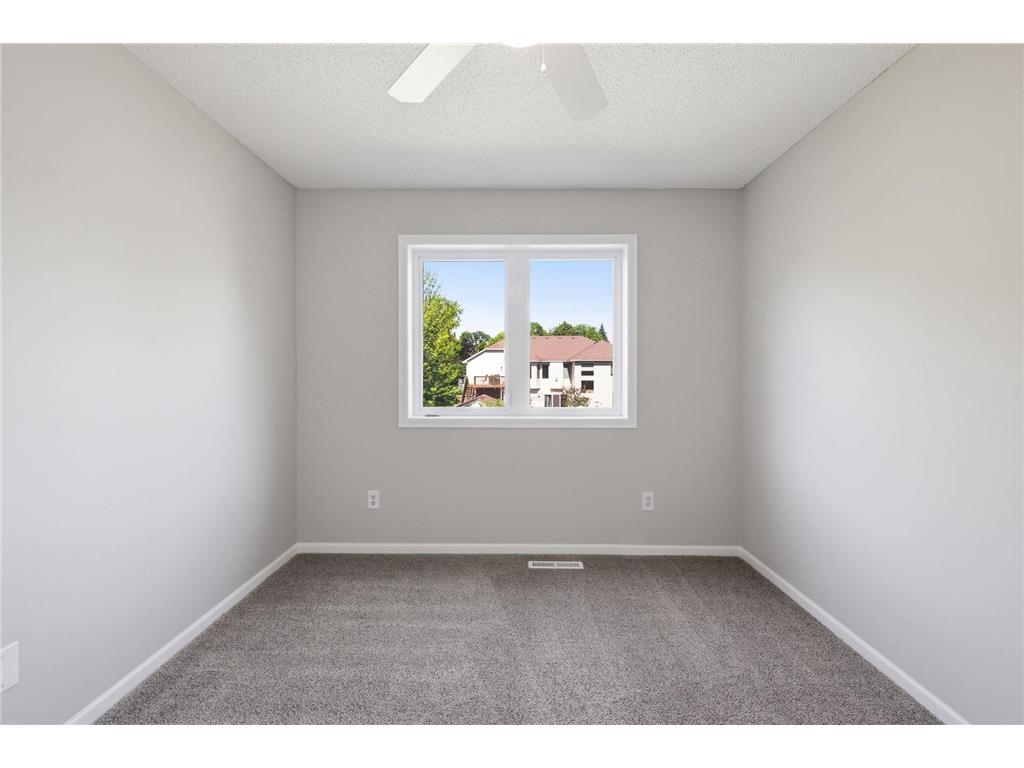 20911 Illinois Path Lakeville MN 55044 7086095 image35