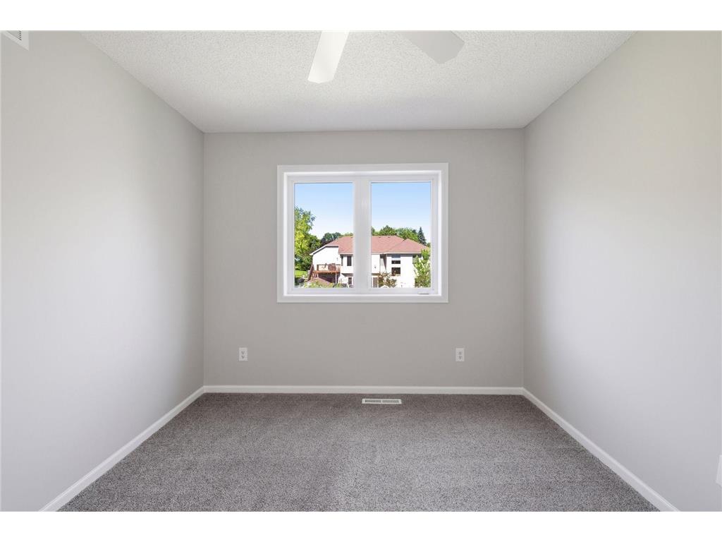 20911 Illinois Path Lakeville MN 55044 7086095 image37