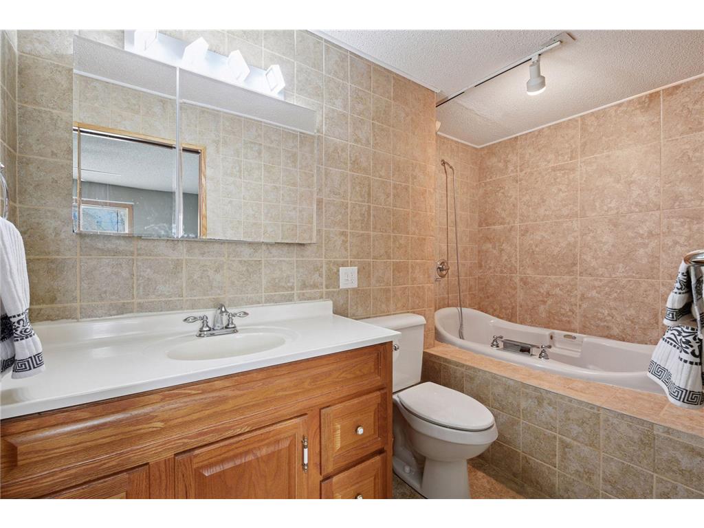 20911 Jameswood Court Lakeville MN 55044 7049773 image19