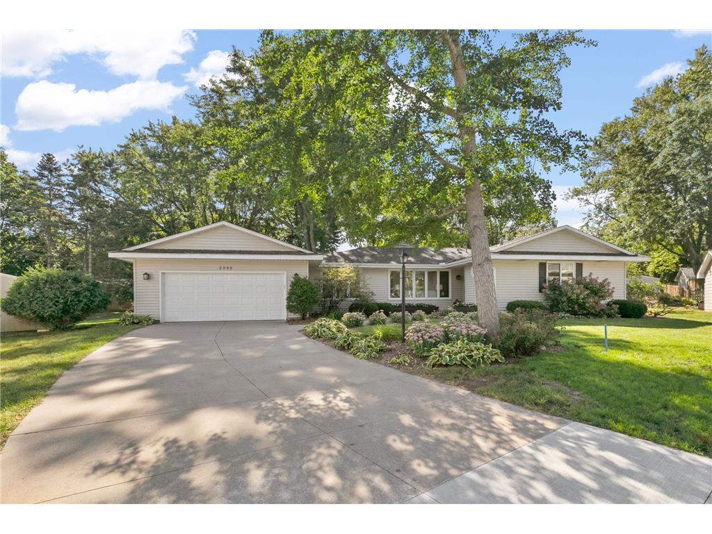 2092 Cameron Circle Woodbury MN 55125 6429820 image1