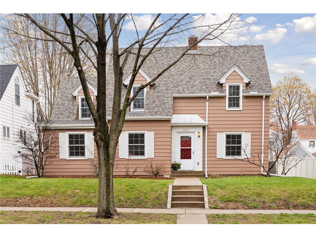 2092 Hartford Avenue Saint Paul MN 55116 6525428 image1