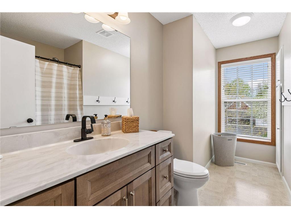 20921 Illinois Path Lakeville MN 55044 7065369 image27