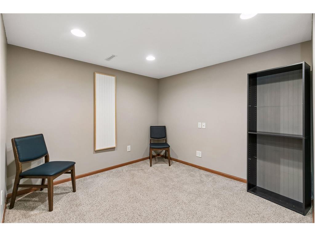 20921 Illinois Path Lakeville MN 55044 7065369 image43