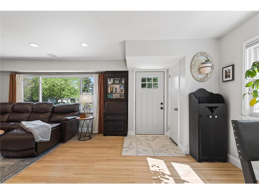 2094 Richard Avenue White Bear Lake MN 55110 7082038 image12