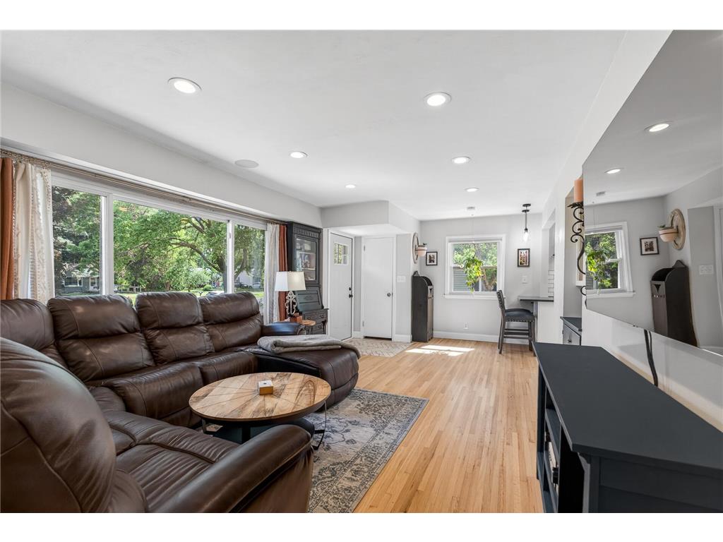 2094 Richard Avenue White Bear Lake MN 55110 7082038 image15