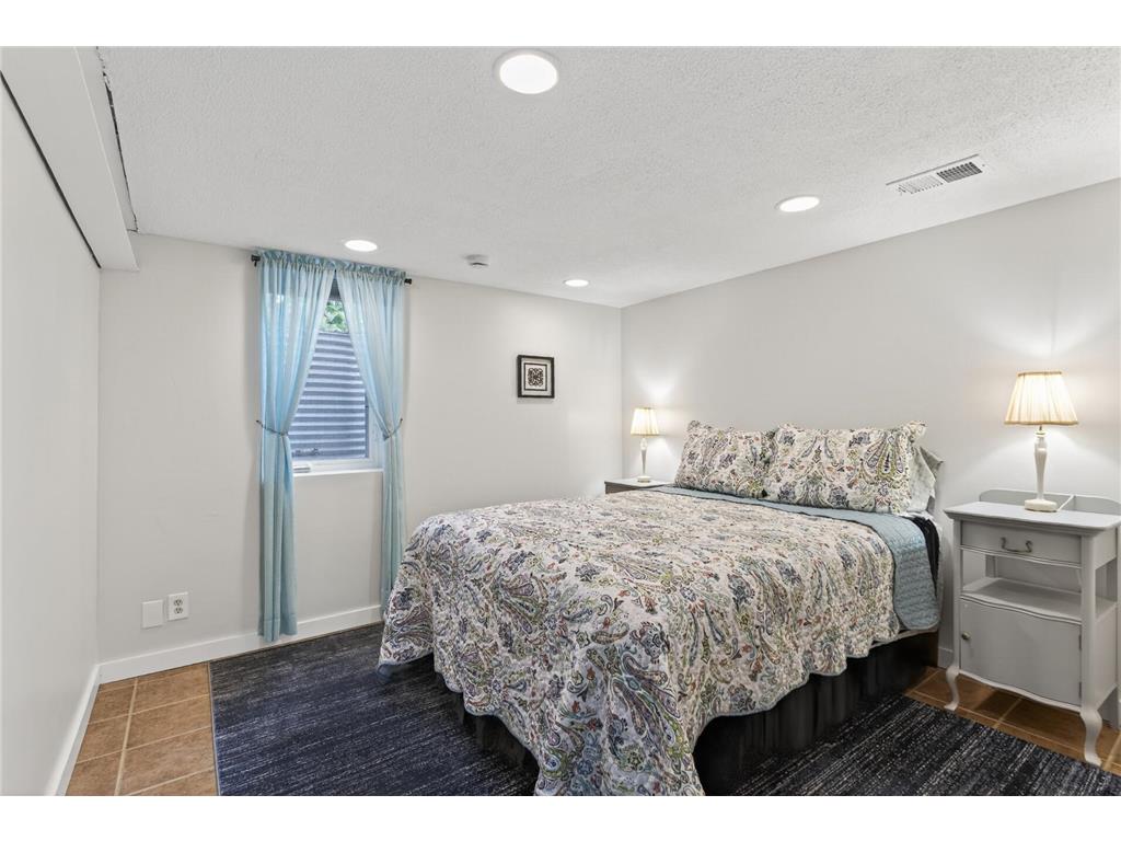 2094 Richard Avenue White Bear Lake MN 55110 7082038 image26