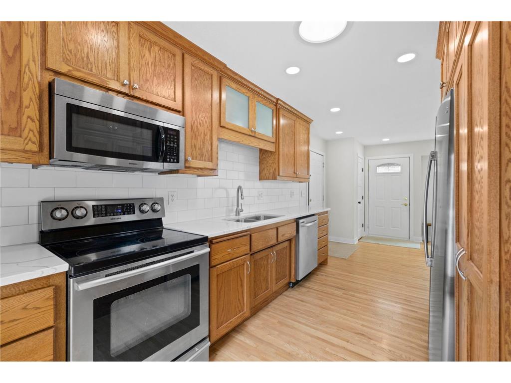 2095 Blomquist Avenue White Bear Lake MN 55110 7103474 image24