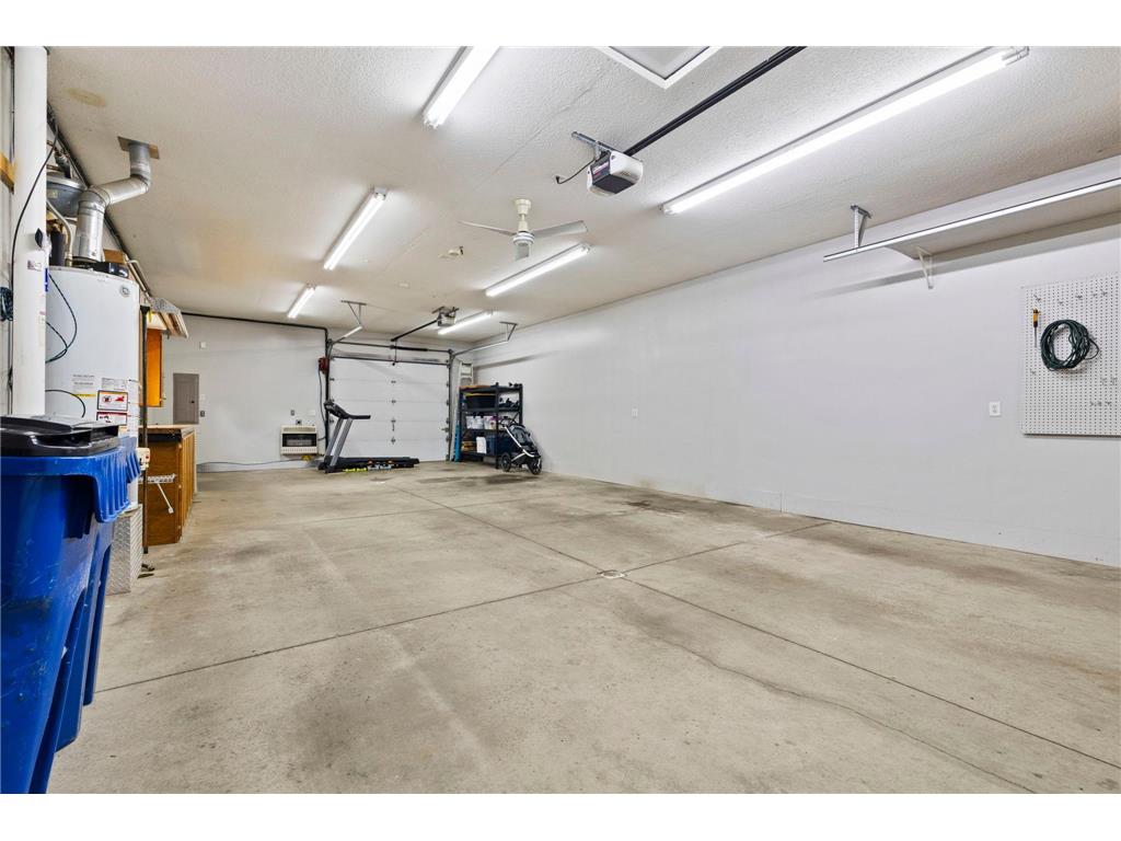2095 Blomquist Avenue White Bear Lake MN 55110 7103474 image25
