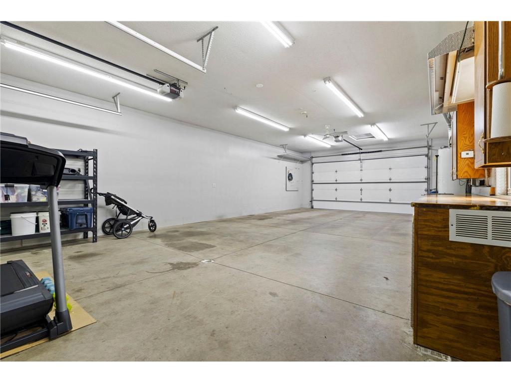 2095 Blomquist Avenue White Bear Lake MN 55110 7103474 image27