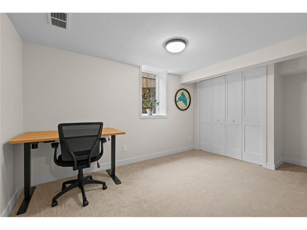2095 Blomquist Avenue White Bear Lake MN 55110 7103474 image35