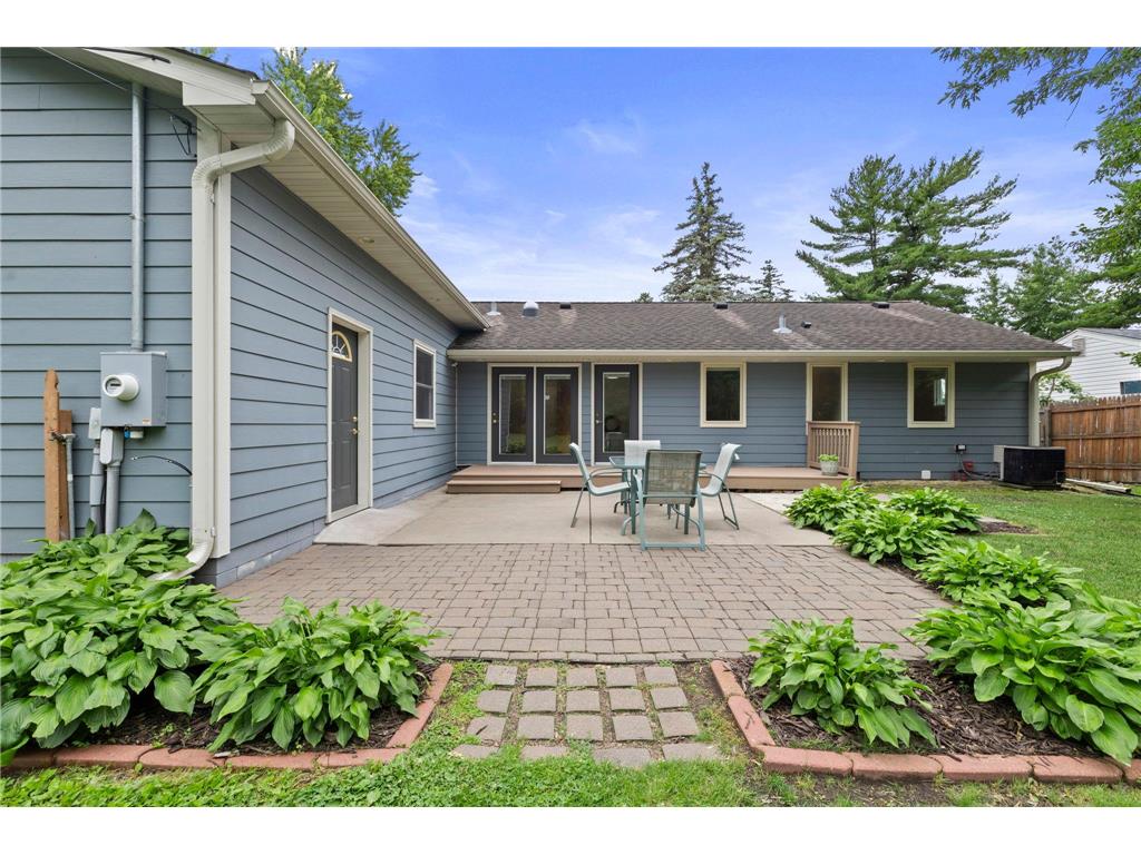 2095 Blomquist Avenue White Bear Lake MN 55110 7103474 image6