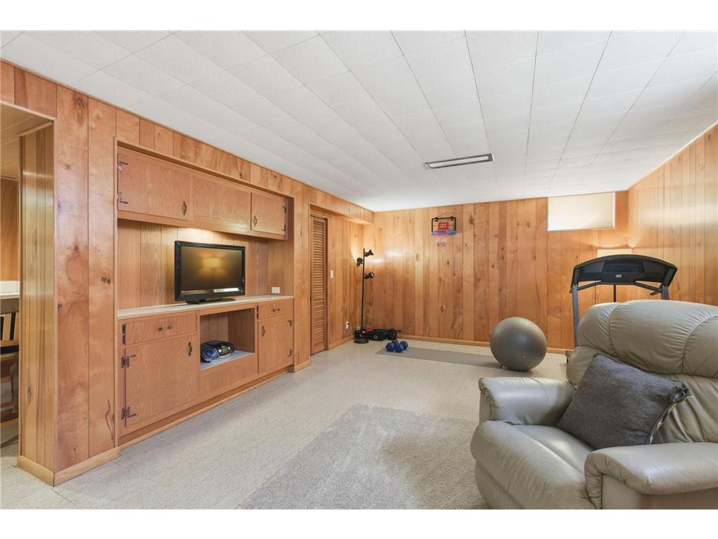 2095 Fairways Lane Roseville MN 55113 7056779 image27
