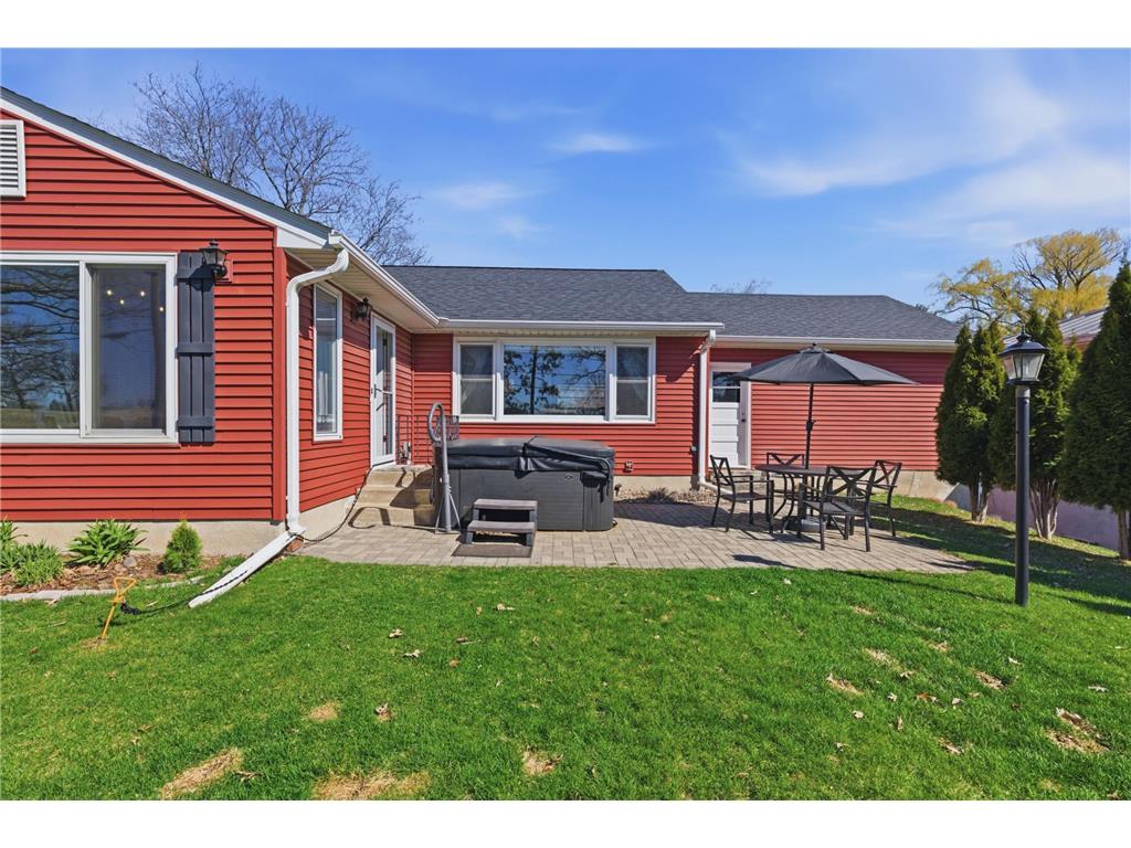 2095 Fairways Lane Roseville MN 55113 7056779 image32