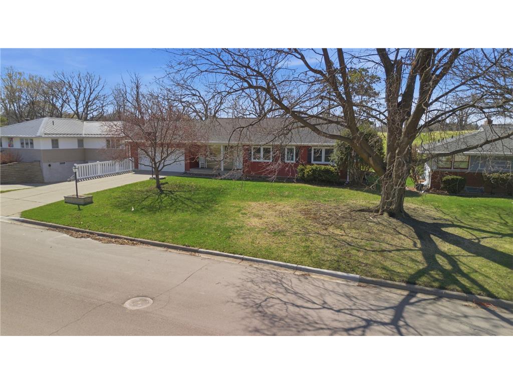 2095 Fairways Lane Roseville MN 55113 7056779 image40