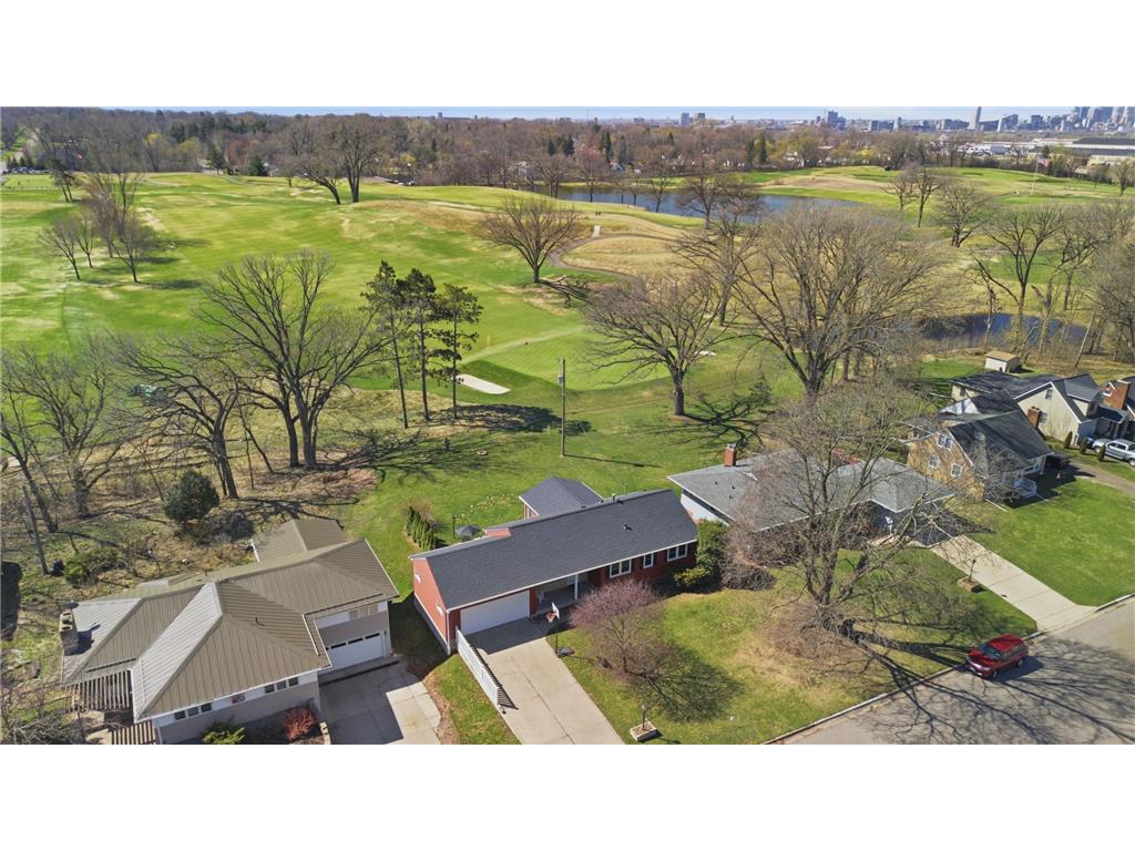 2095 Fairways Lane Roseville MN 55113 7056779 image44