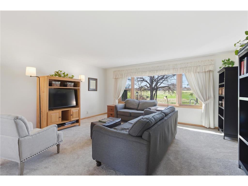 2095 Fairways Lane Roseville MN 55113 7056779 image5